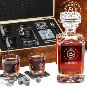 Personalisierte Whisky Karaffe als Weihnachtsgeschenk