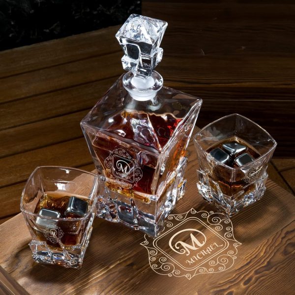 Personalisierte Whiskyflasche als Männergeschenk